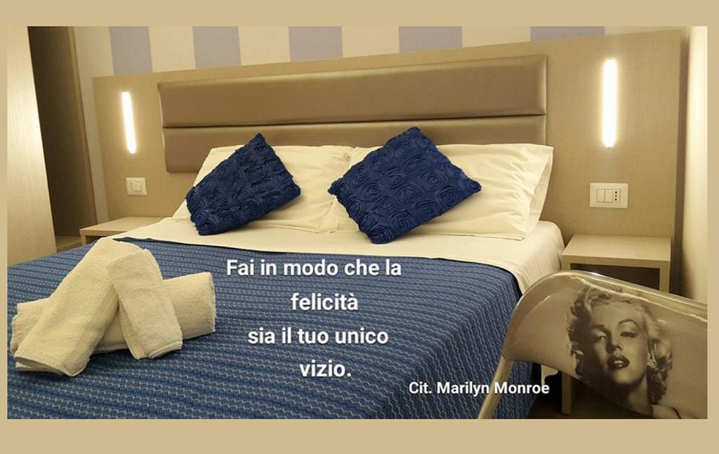 Hotel Arno Misano Adriatico Dış mekan fotoğraf