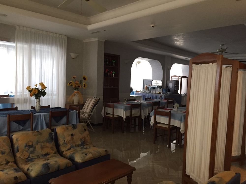 Hotel Arno Misano Adriatico Dış mekan fotoğraf