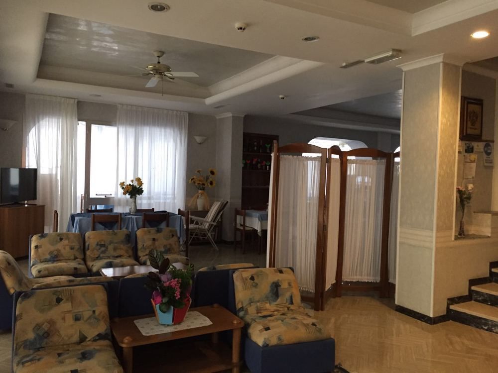Hotel Arno Misano Adriatico Dış mekan fotoğraf