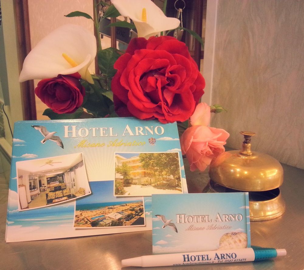 Hotel Arno Misano Adriatico Dış mekan fotoğraf