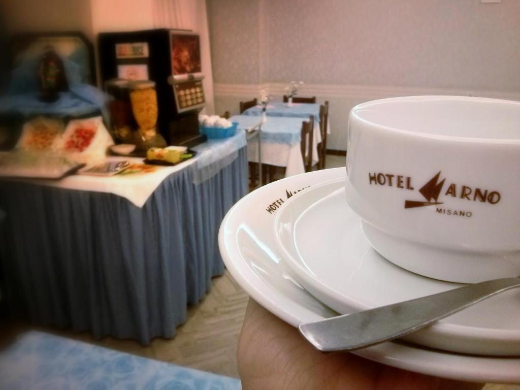 Hotel Arno Misano Adriatico Dış mekan fotoğraf