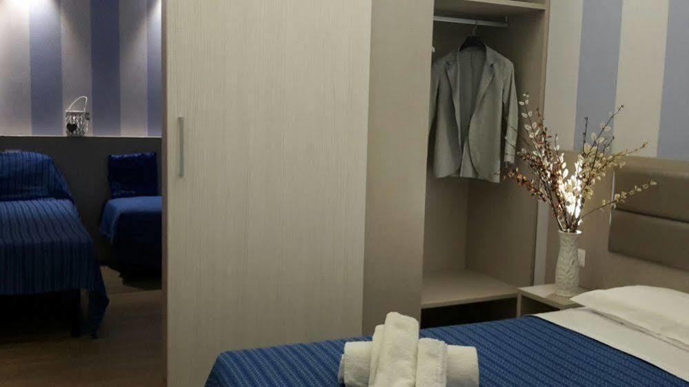 Hotel Arno Misano Adriatico Dış mekan fotoğraf