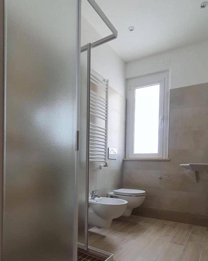 Hotel Arno Misano Adriatico Dış mekan fotoğraf