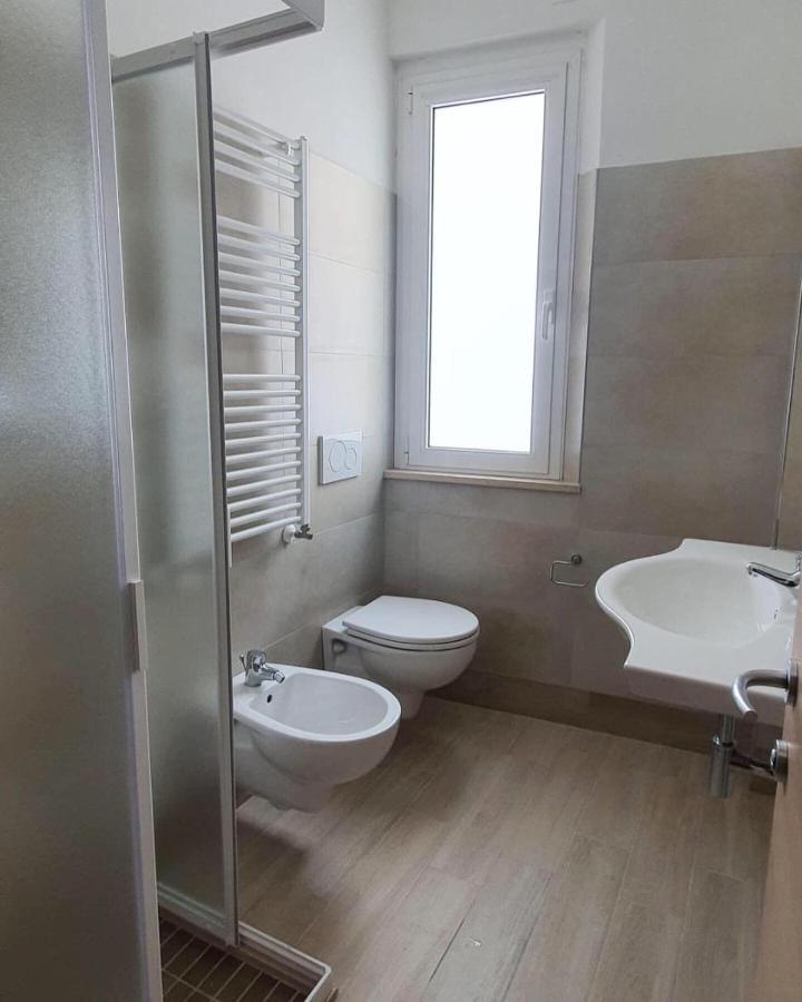 Hotel Arno Misano Adriatico Dış mekan fotoğraf